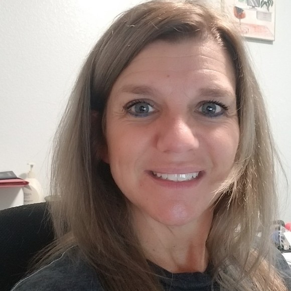 Meet your Posher, Diana - Picture 1 of 1